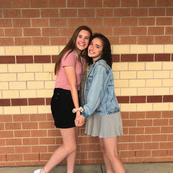 Meet your Posher, Jackie - Picture 1 of 1